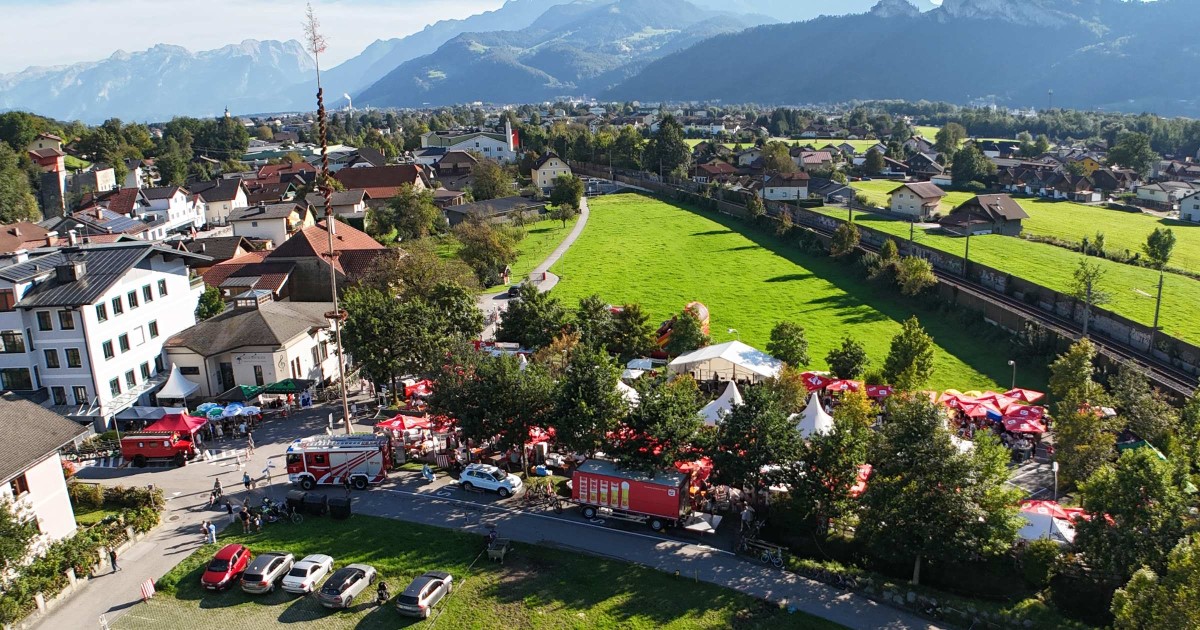Drohnenaufnahme vom Pucher Herbstfest - Foto: Unser schönes Puch